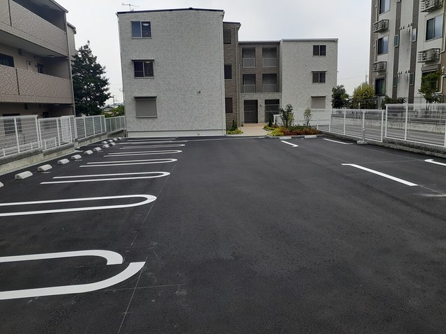 14/20 駐車場