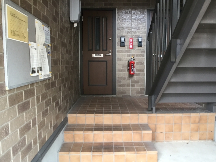 17/18 エントランス