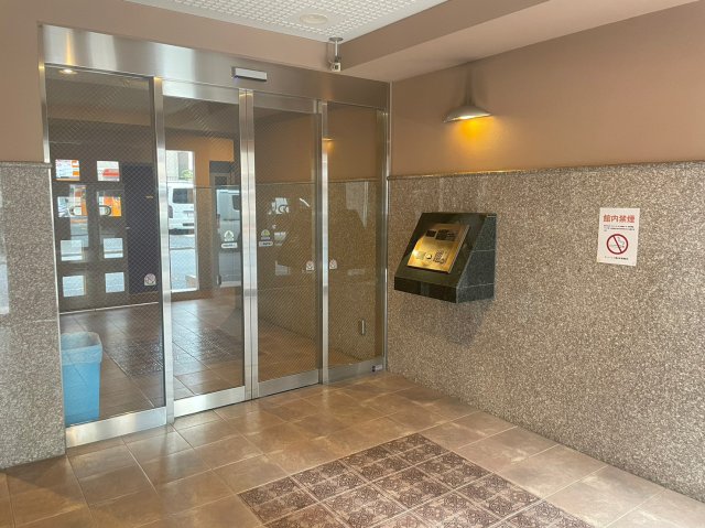 29/29 エントランス