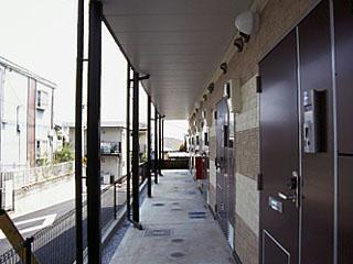 13/19 エントランス