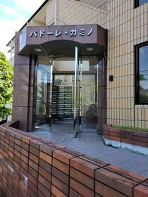 16/16 エントランス