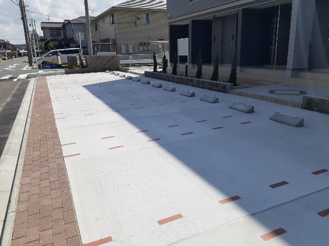 14/22 駐車場