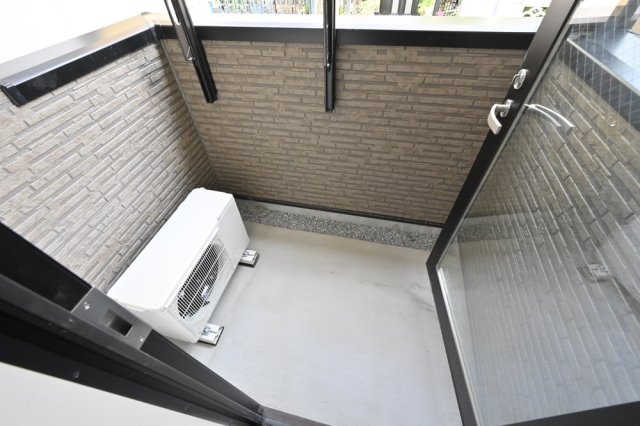 20/28 バルコニー