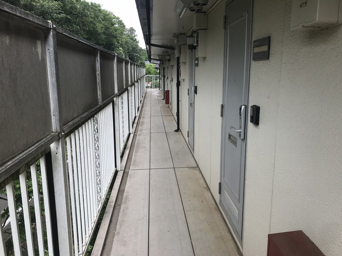 18/21 エントランス