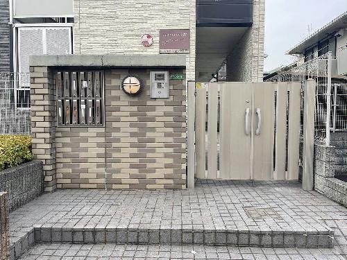 14/14 エントランス