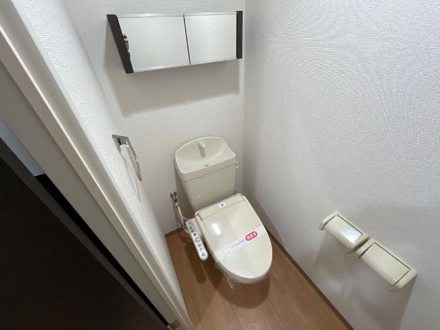 14/28 トイレ