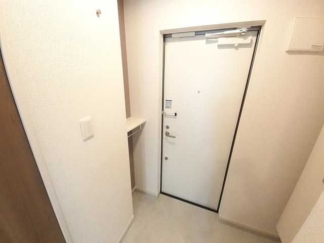 5/23 玄関