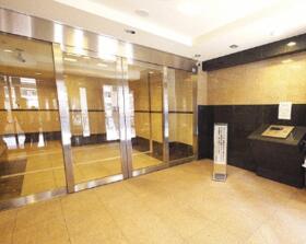 15/16 エントランス