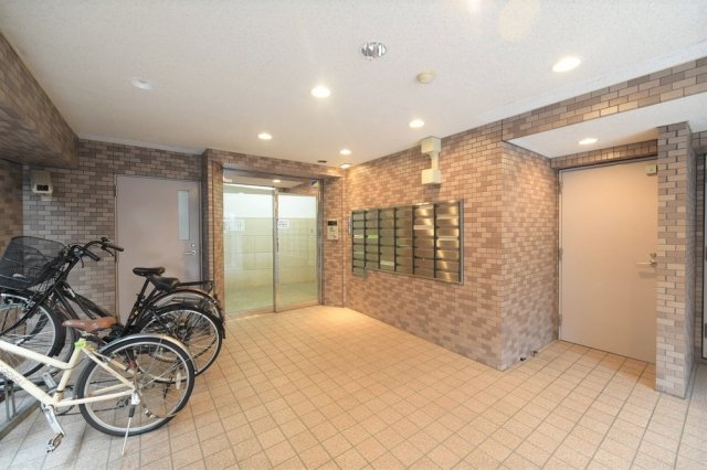 3/4 エントランス