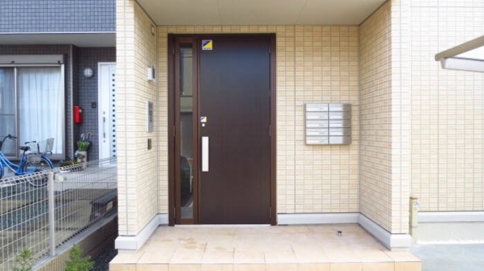 2/3 エントランス