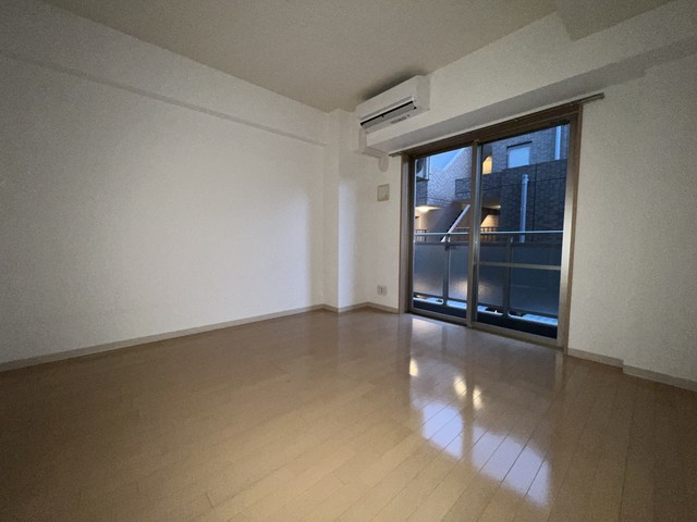 13/28 リビング/ダイニング