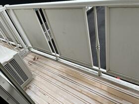 13/23 バルコニー