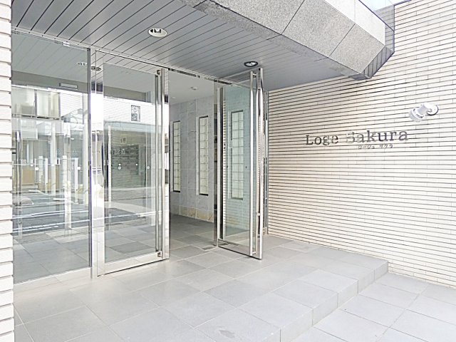 29/29 エントランス