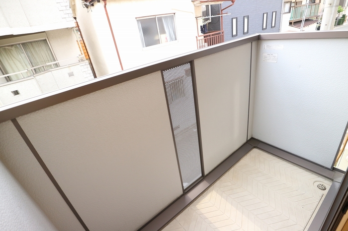 19/30 バルコニー