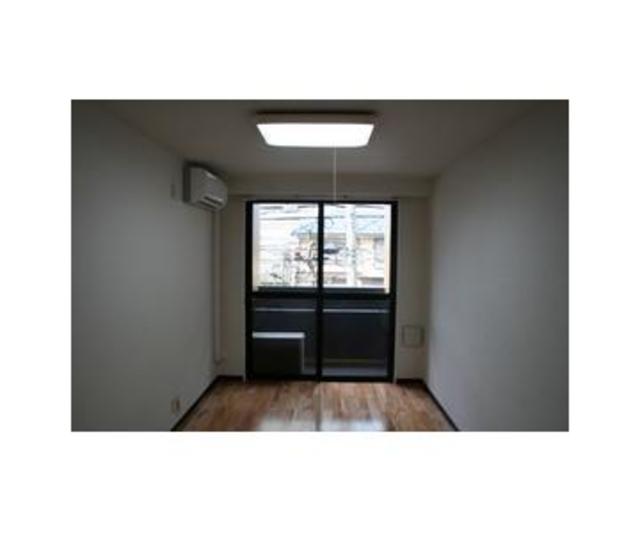 13/29 リビング/ダイニング