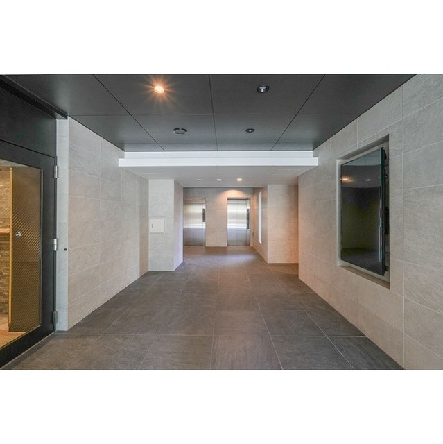 17/21 エントランス