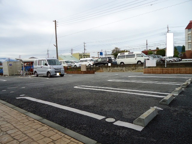 14/20 駐車場