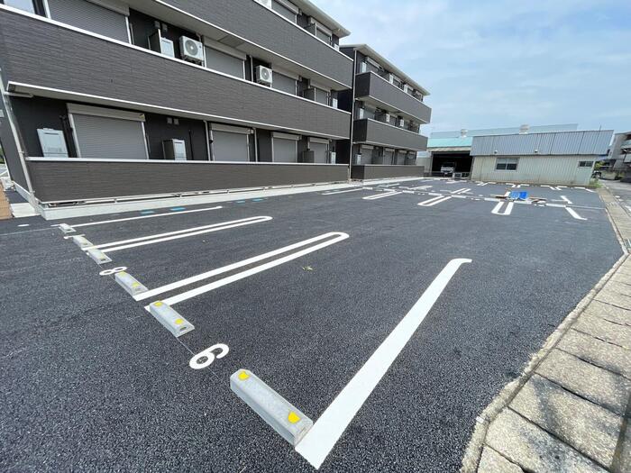20/22 駐車場