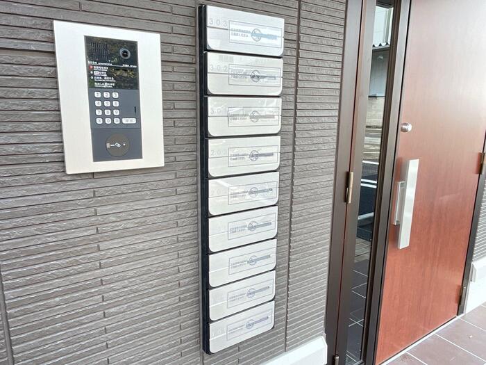 18/22 エントランス