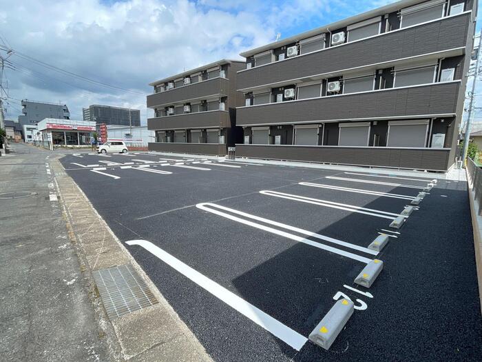 20/24 駐車場