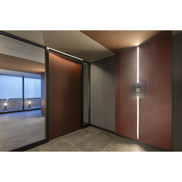 5/5 エントランス