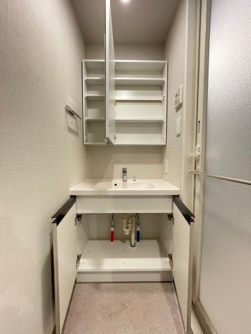 26/30 洗面