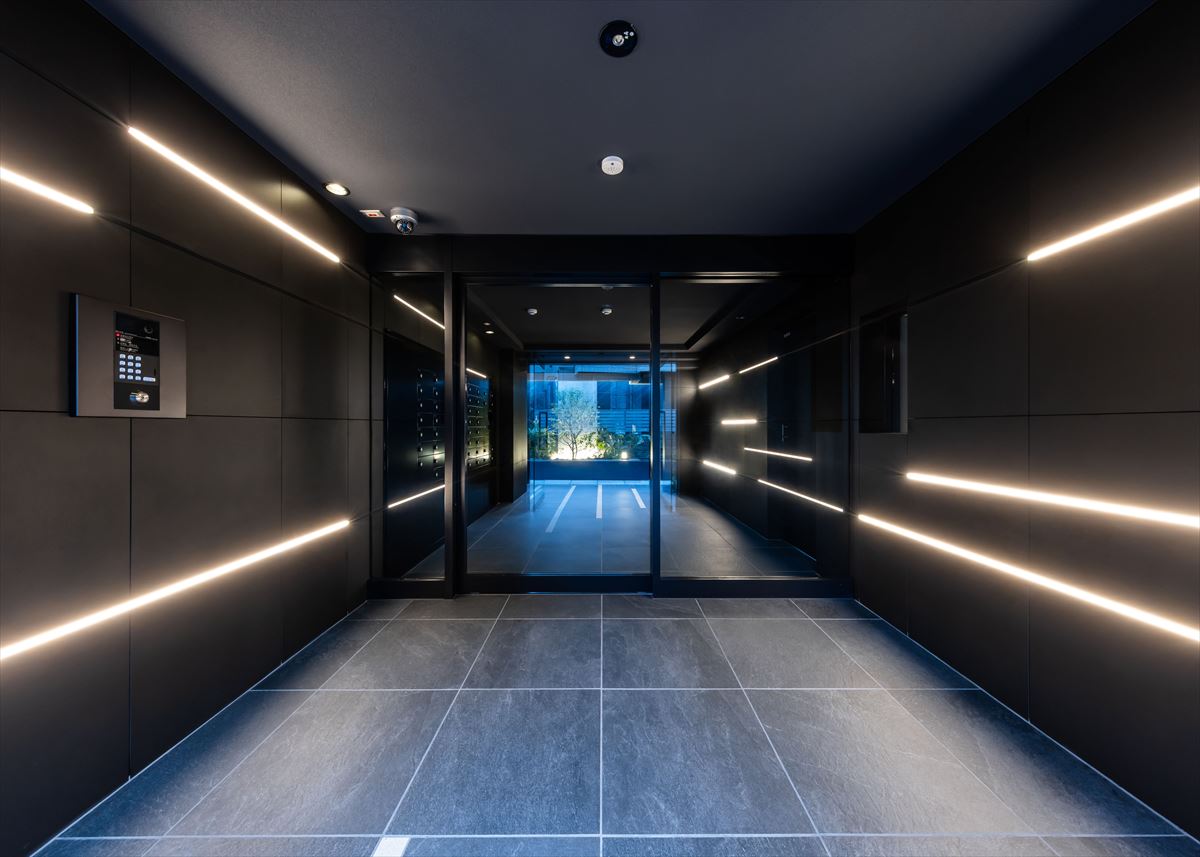 22/23 エントランス