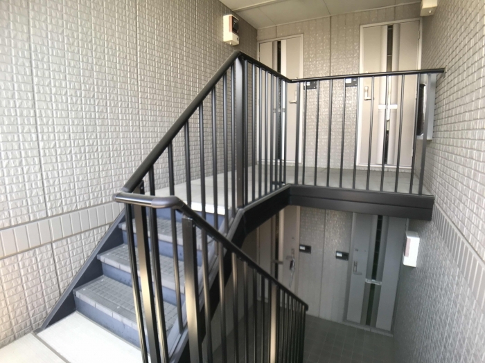 17/28 エントランス