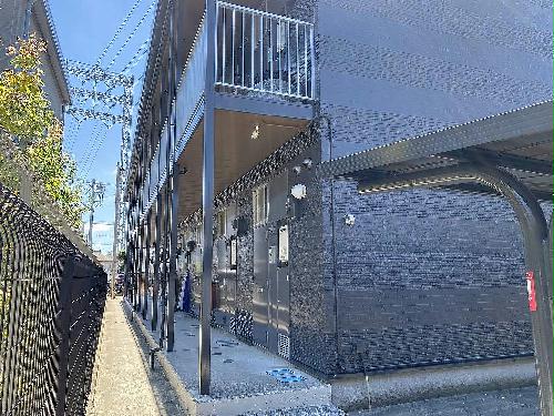 2/2 エントランス