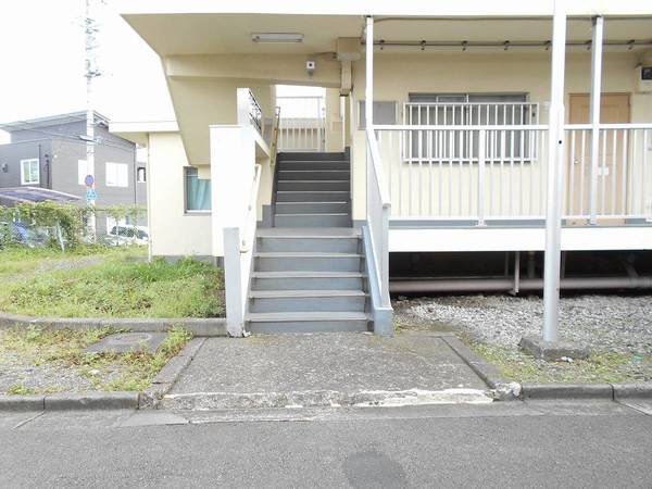 15/16 エントランス