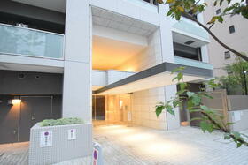 15/16 エントランス