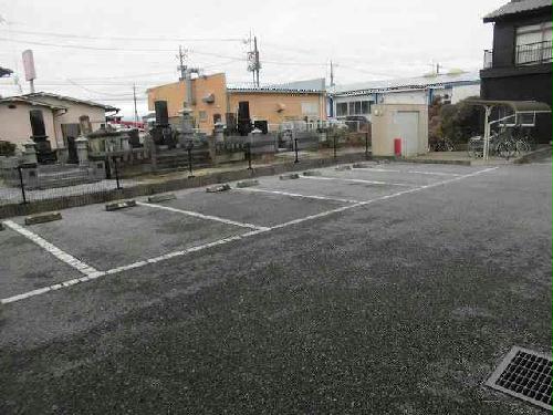 14/21 駐車場