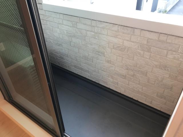 18/23 バルコニー