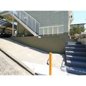 14/14 エントランス