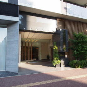 15/19 エントランス