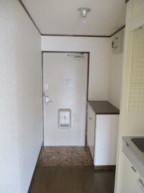 13/13 エントランス