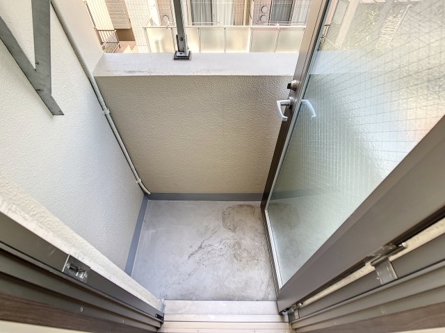 14/25 バルコニー