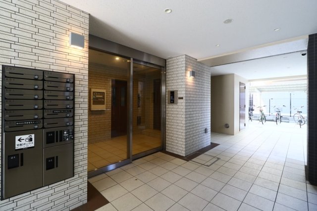 20/25 エントランス