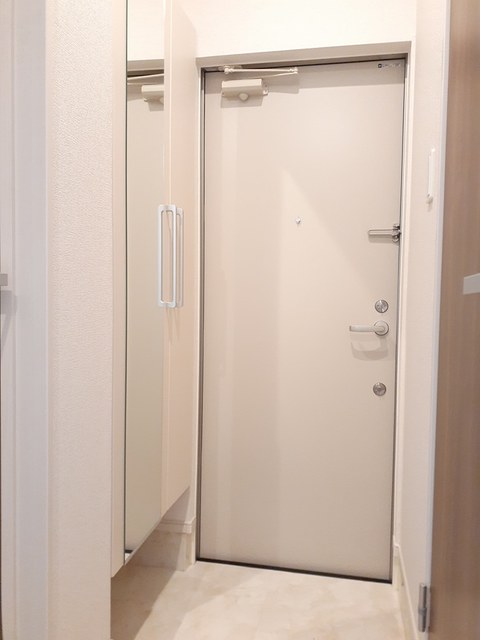 5/20 玄関