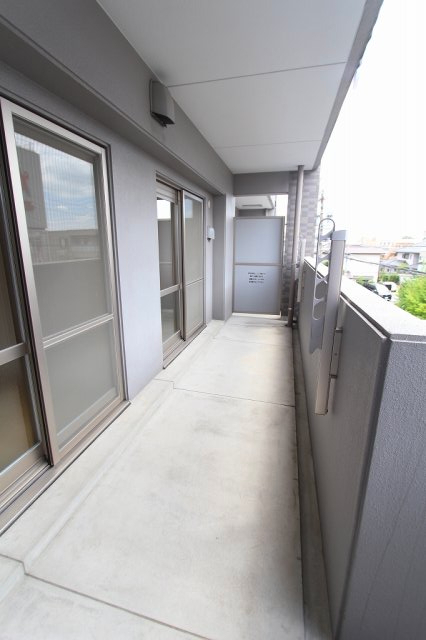 13/21 バルコニー