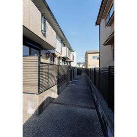 15/16 エントランス