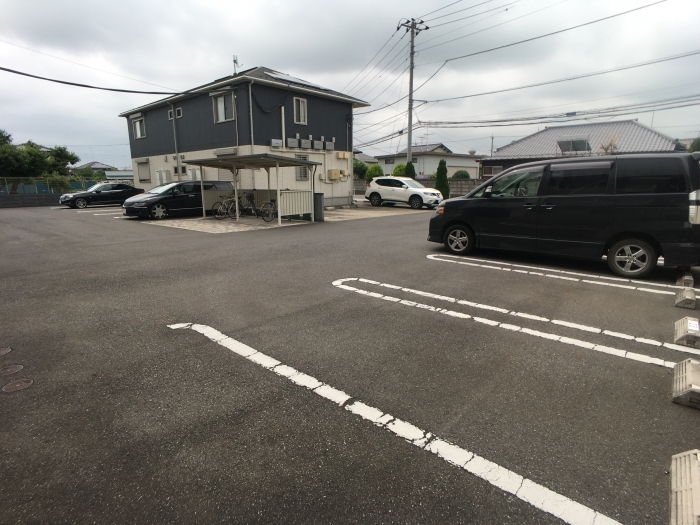 20/28 駐車場