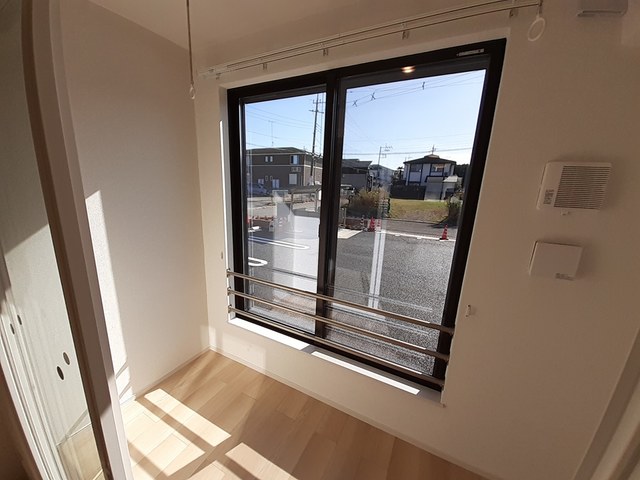 13/23 バルコニー