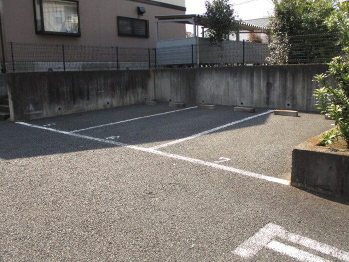 3/4 駐車場