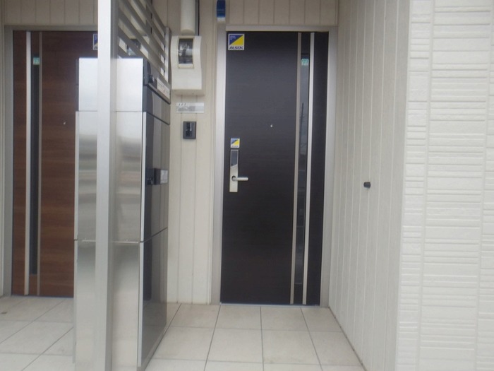 17/20 エントランス