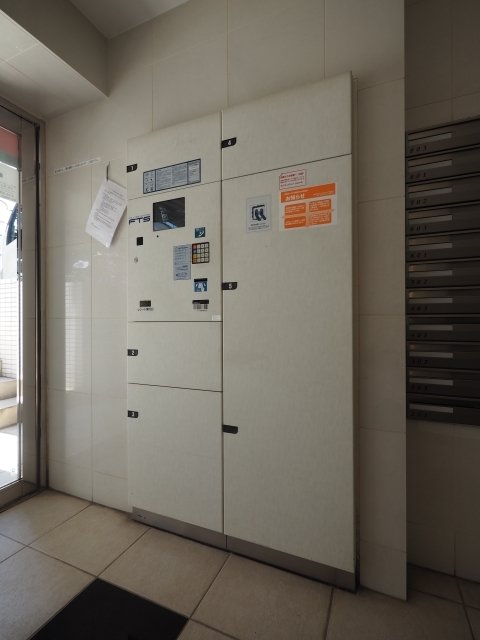 3/4 エントランス