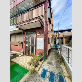 2/3 エントランス