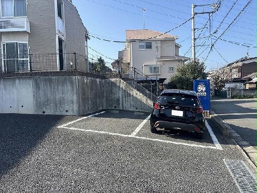 14/16 駐車場