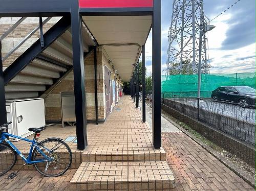 14/16 エントランス