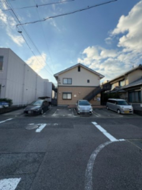 14/18 駐車場